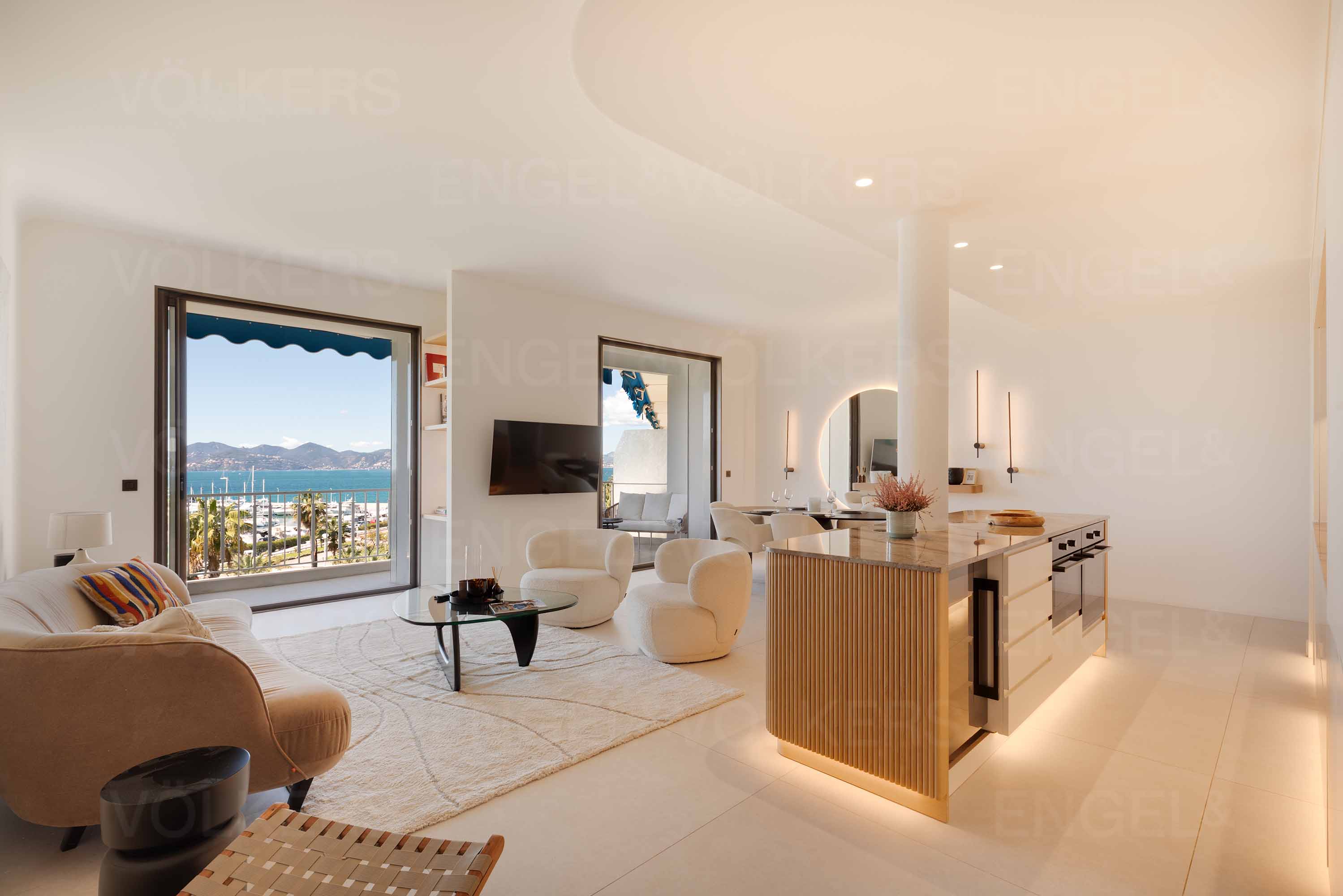 Dazzling apartment with sea view and terrace in Cannes, Croisette