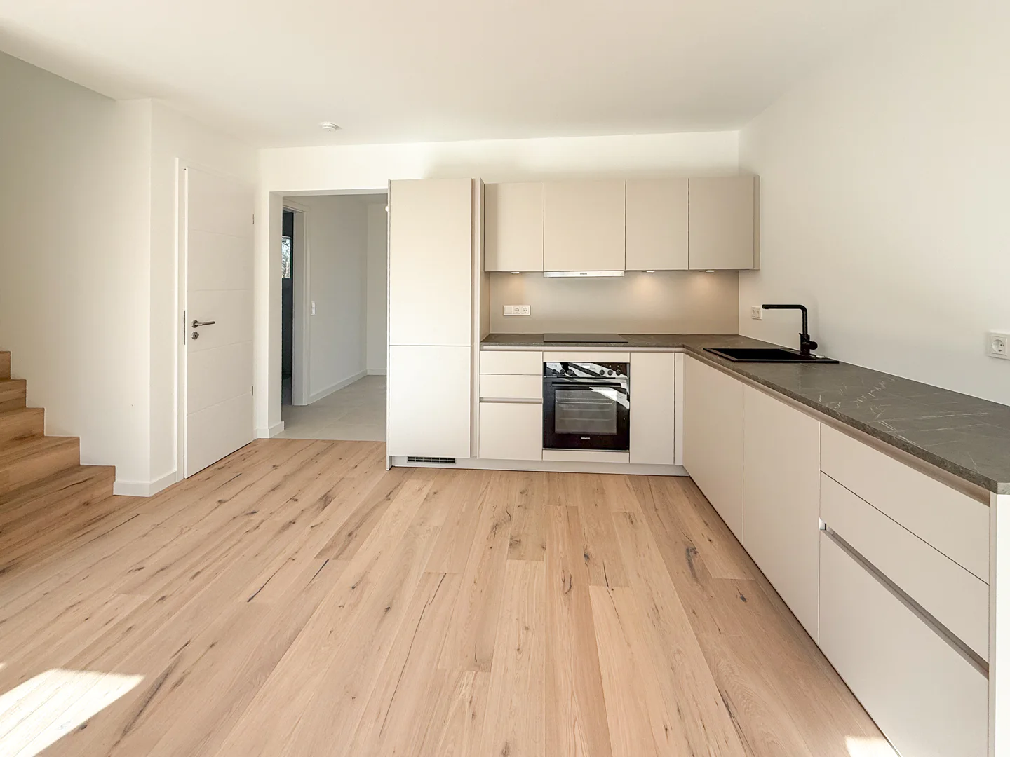 Neubau-Erstbezug: Ihr Domizil in Sackgassenlage und Schleinähe - Photo 5