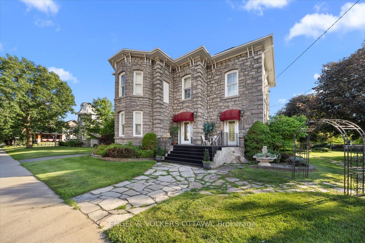 Beautifully preserved, exceptional opportunity