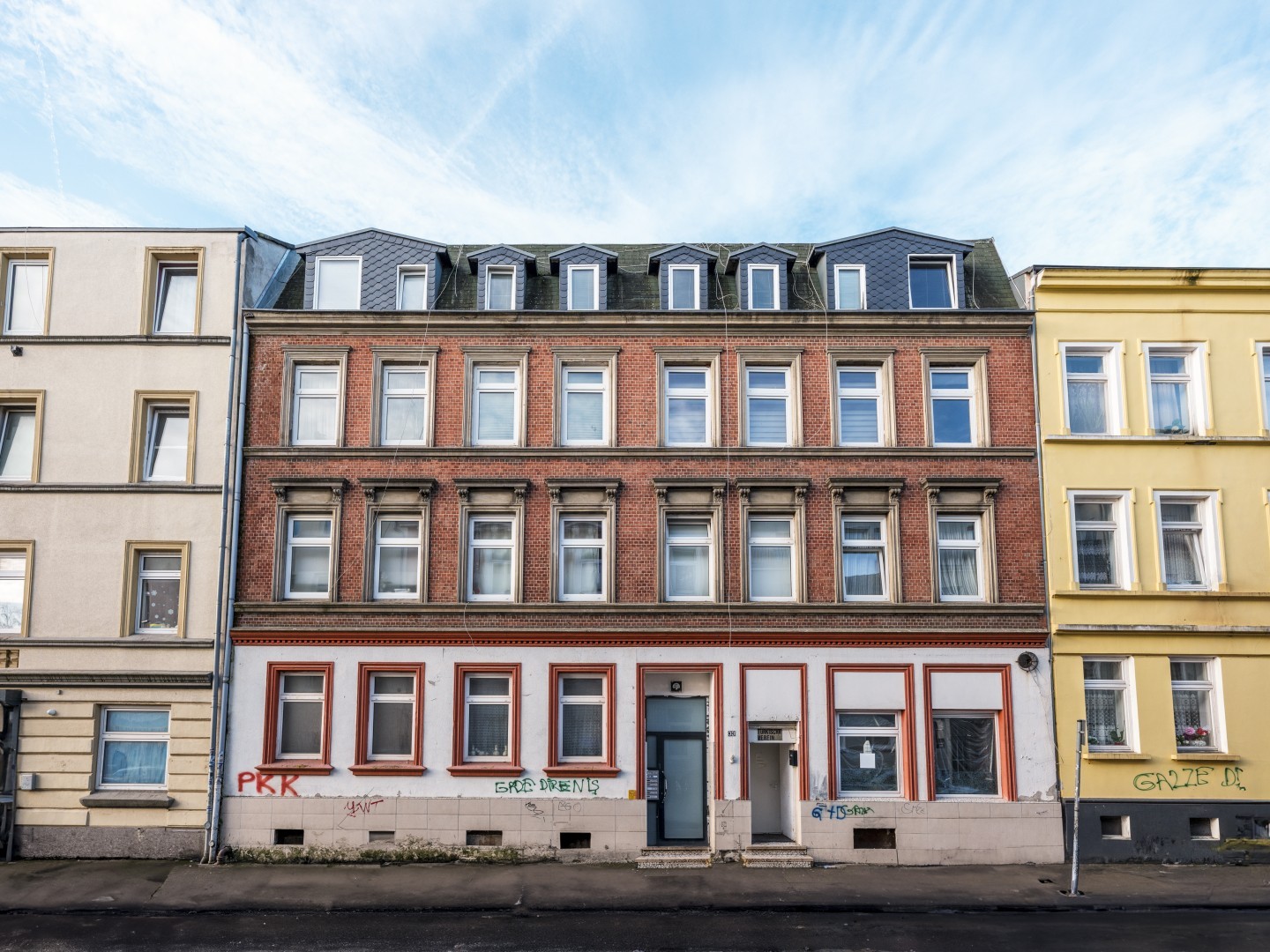 Wohn- und Geschäftshaus in Hamburg-Harburg