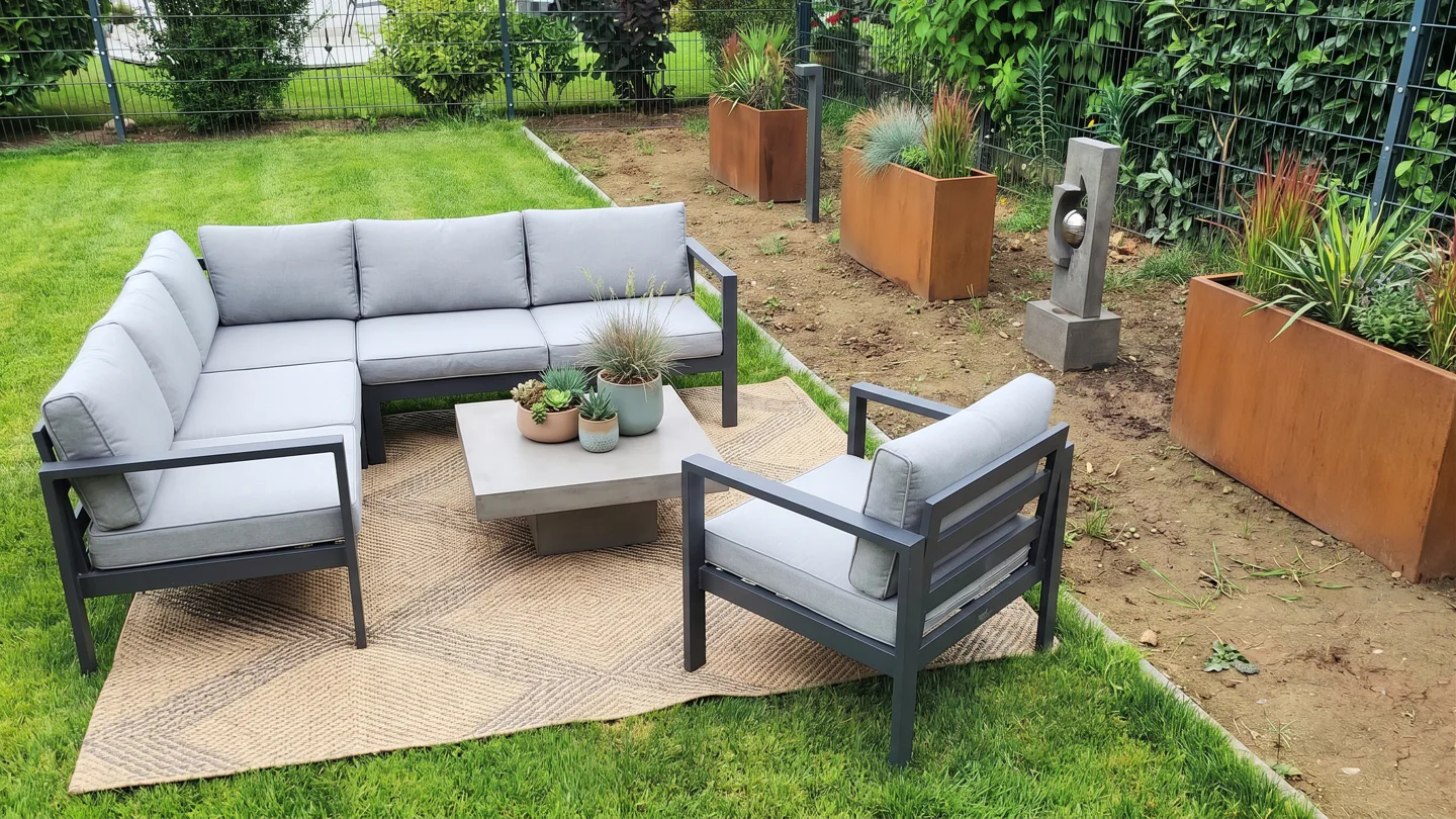Toplage und Nähe zur Frankfurt International School: Modernes, gut durchdachtes Einfamilienhaus mit großem Garten! - Photo 2