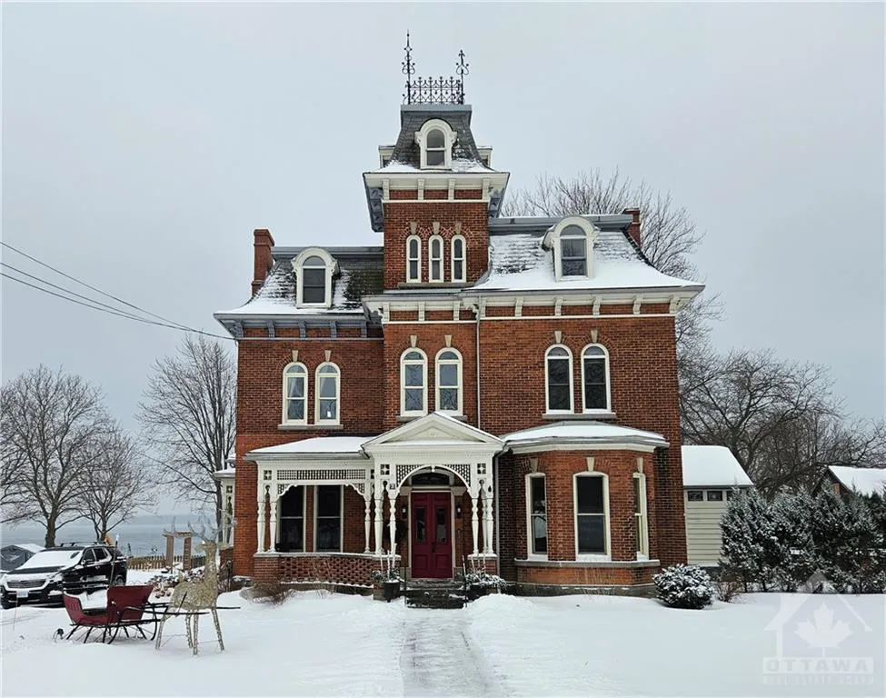 Exceptional Victorian Manor House on the St. Lawrence River