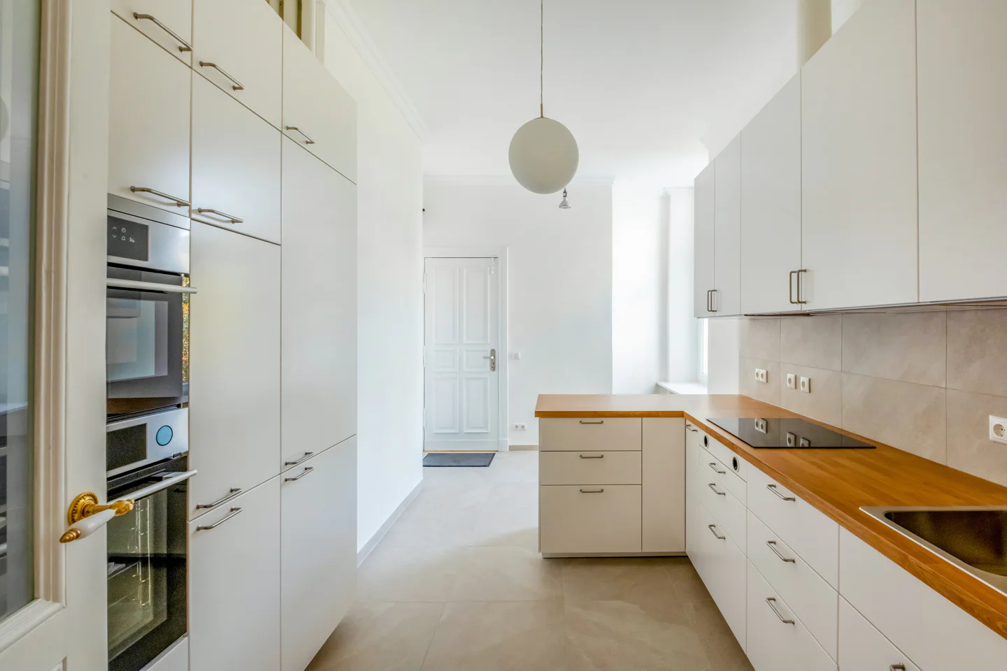 Erstbezug nach Sanierung: Herrschaftlicher Stuckaltbau in der Schlüterstraße - Photo 4