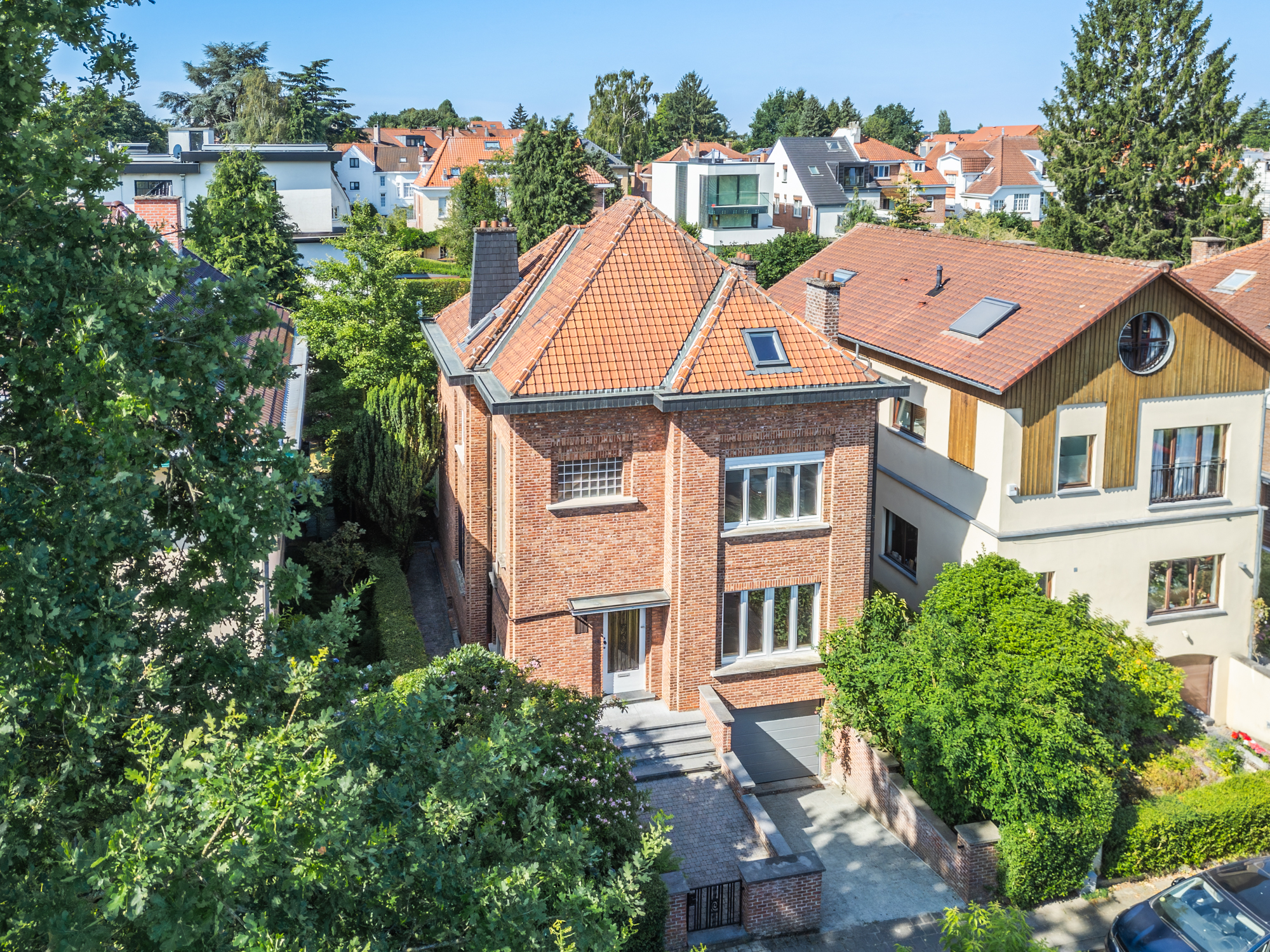 Stockel - Superb villa with great potential, garage and garden