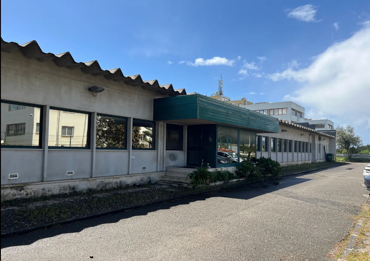 Urban Building for sale
