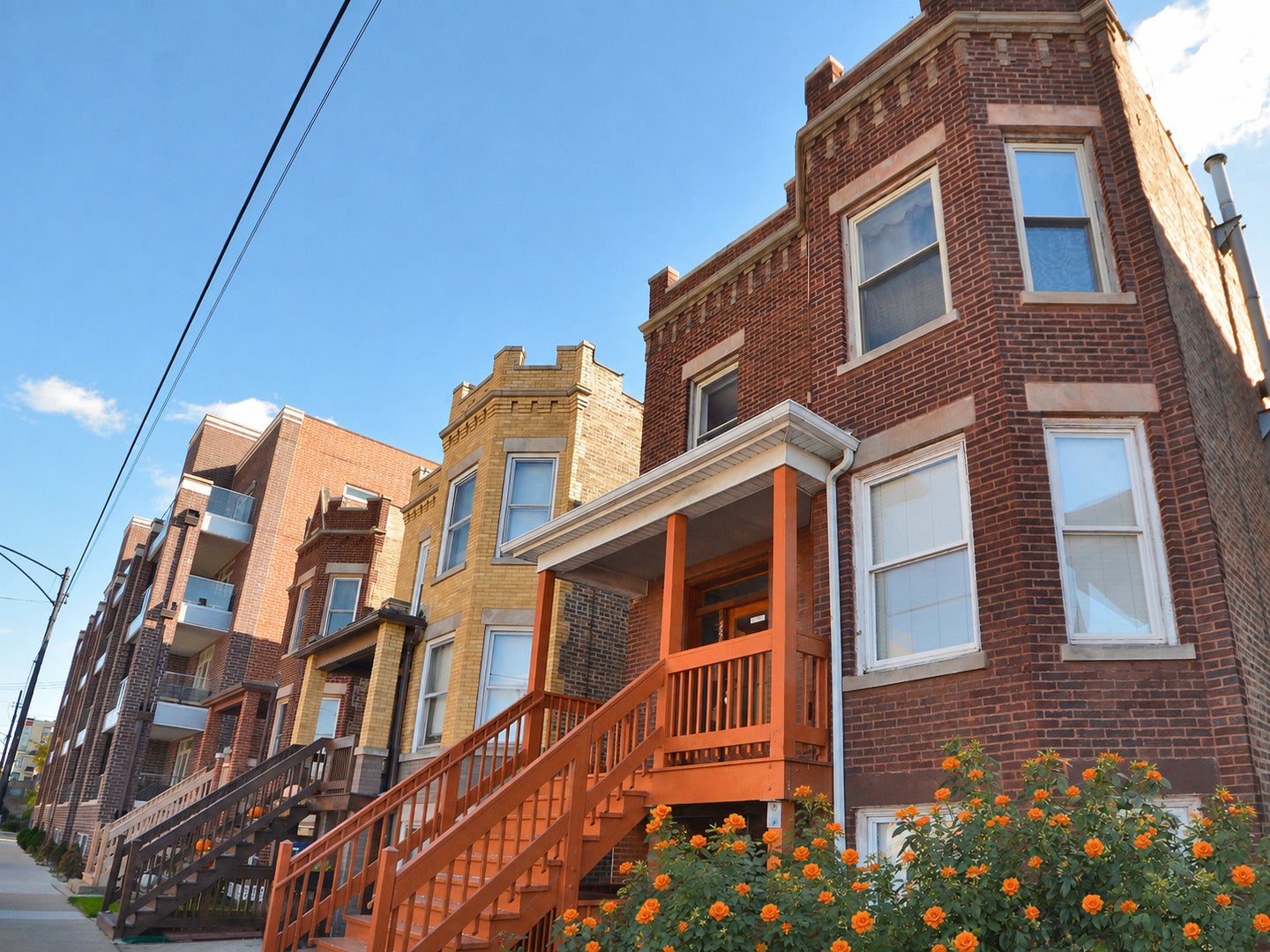 Charming Chicago Walk-Up