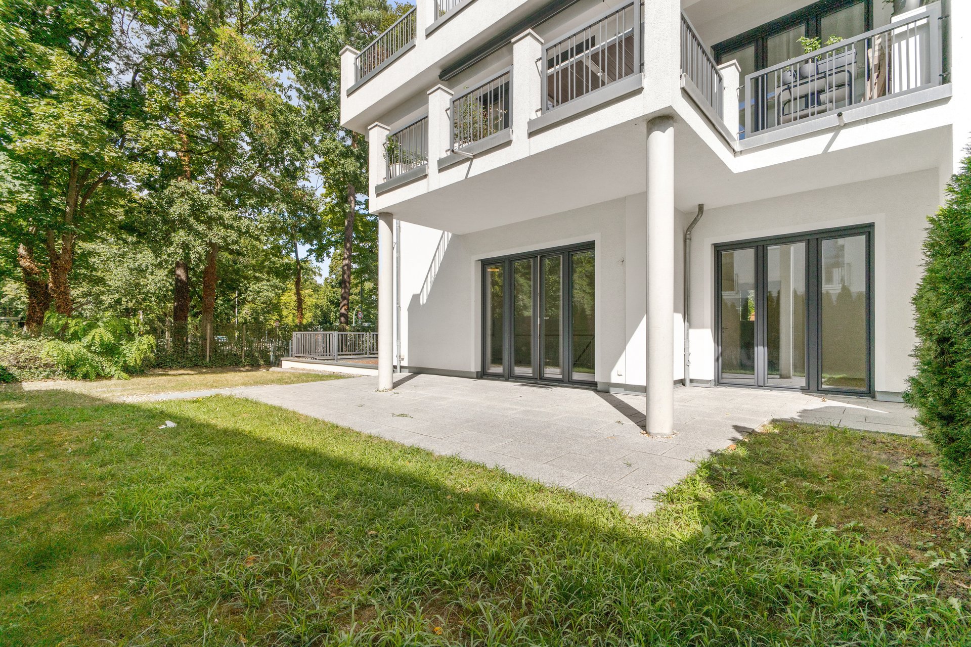 Familien aufgepasst: Dahlem! 2 Terrassen! Garten! 5 Zimmer!