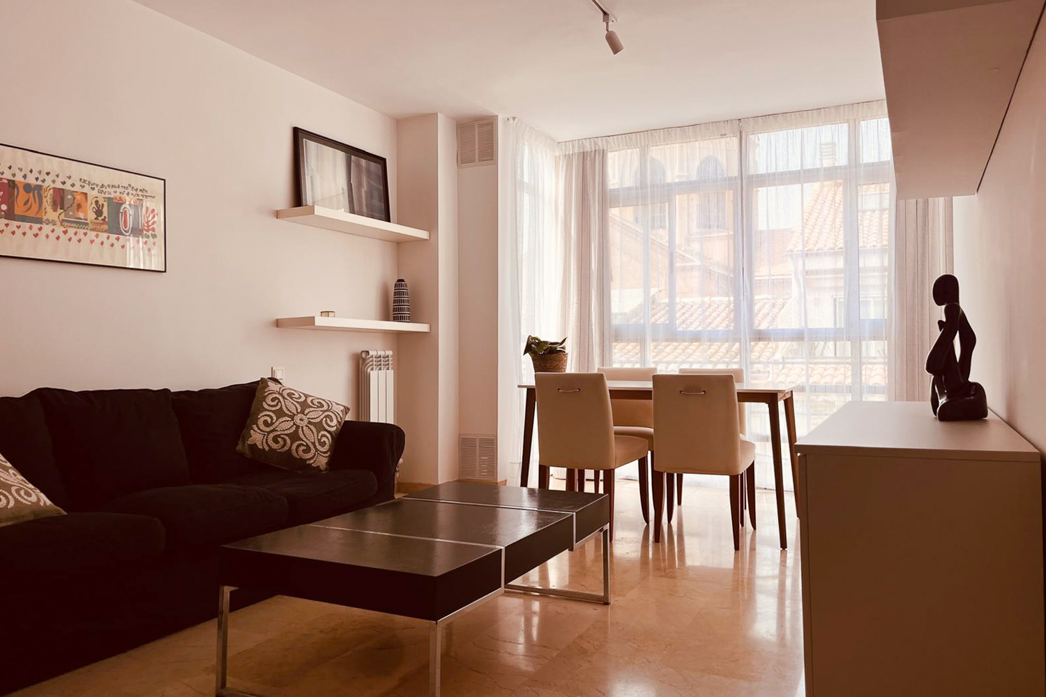 Fantastic apartment with parking in downtown Valencia