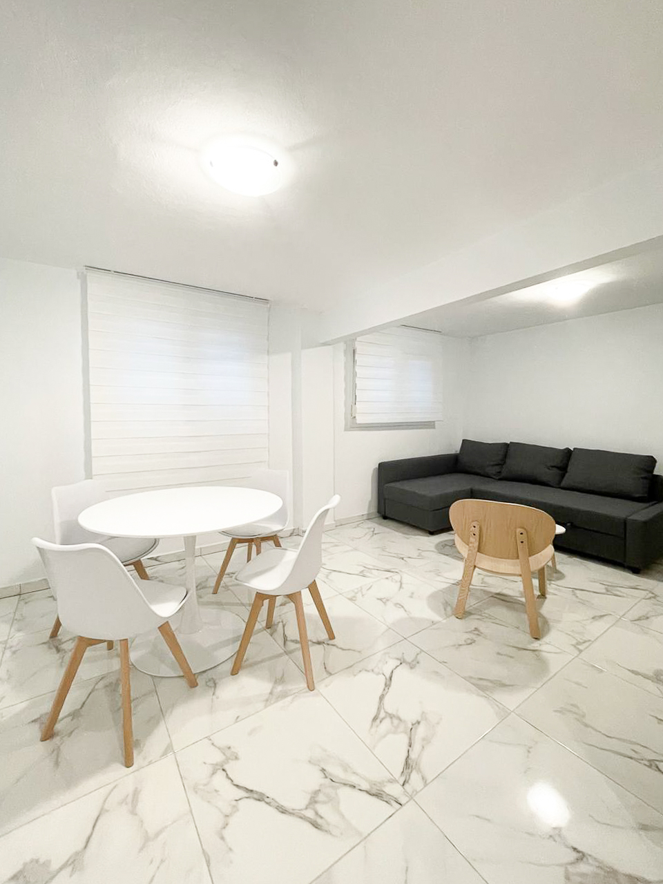 Ανακαινισμένο και επιπλωμένο διαμέρισμα στην περιοχή Ιπποκράτειο