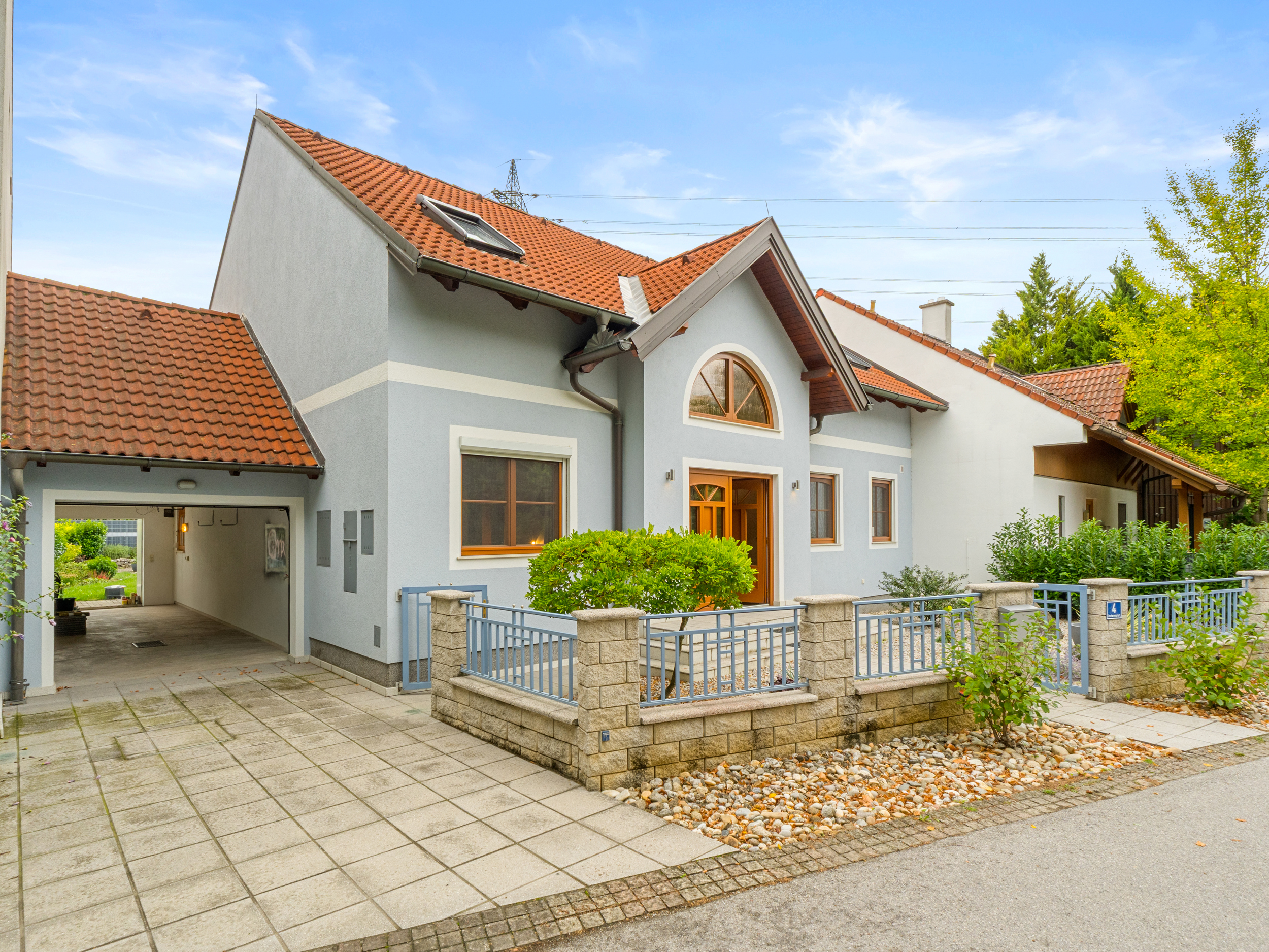 Well-maintained house on leased land with garden and space for two families – Langenzersdorf