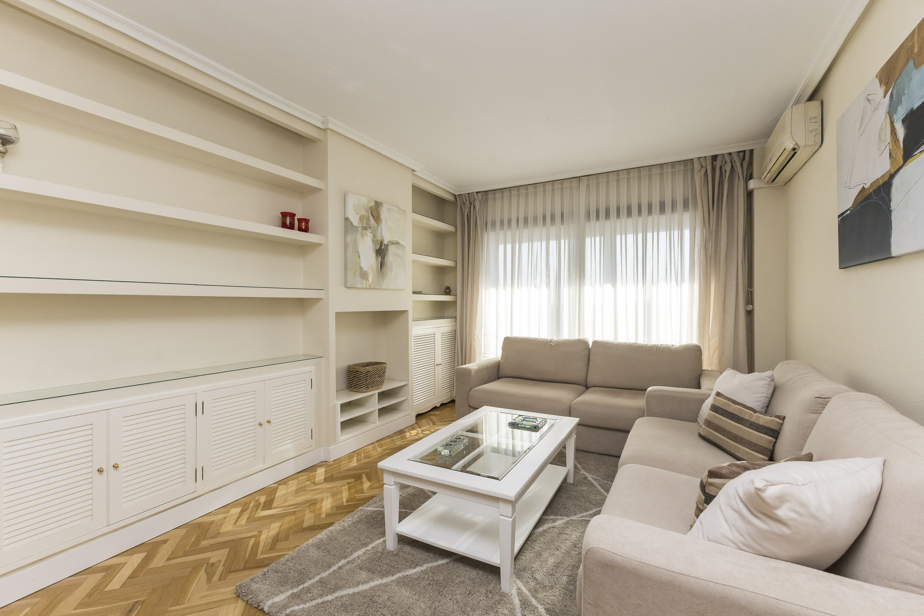 Bright home north of Madrid