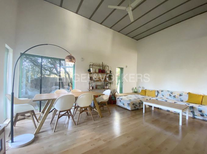 An eco-friendly, bioclimatic house with views in Valdemorillo