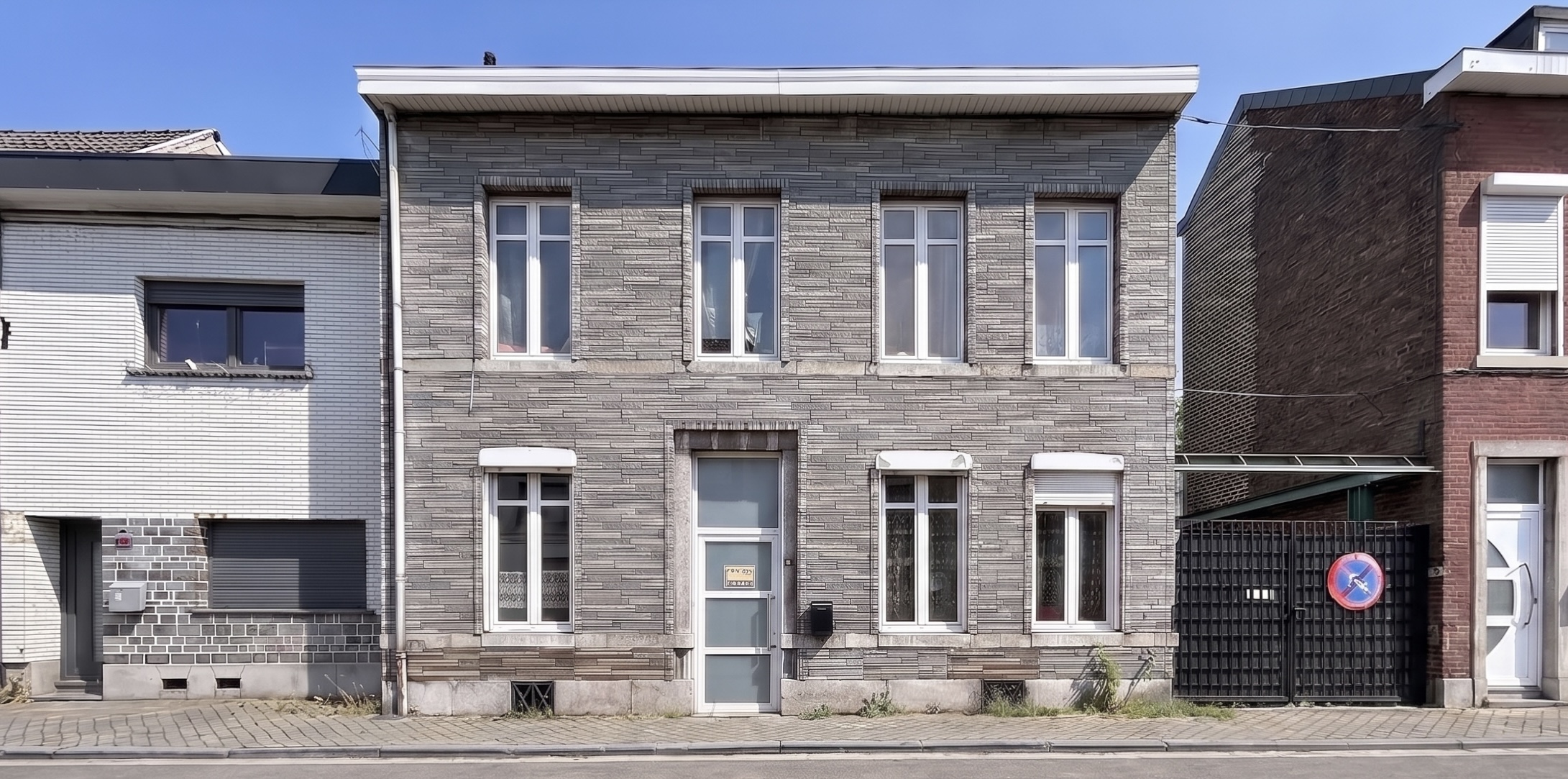 3-bedroom house with garden