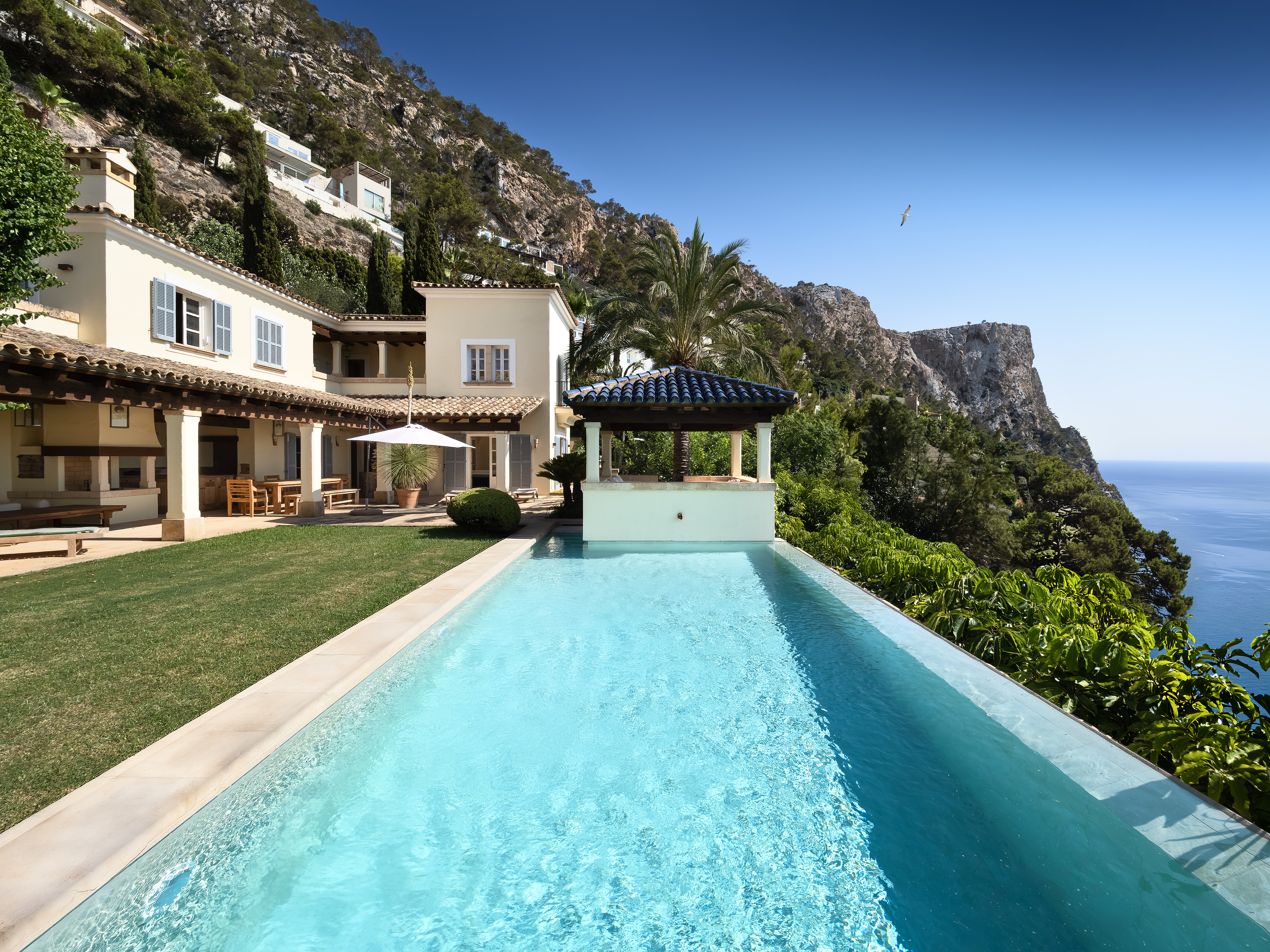 Mediterranes Anwesen mit fantastischem Meerblick