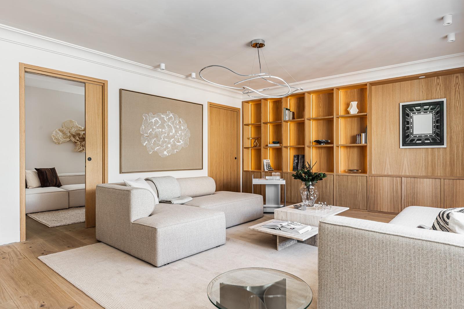 Brand-new flat in Castellana on the sixth floor