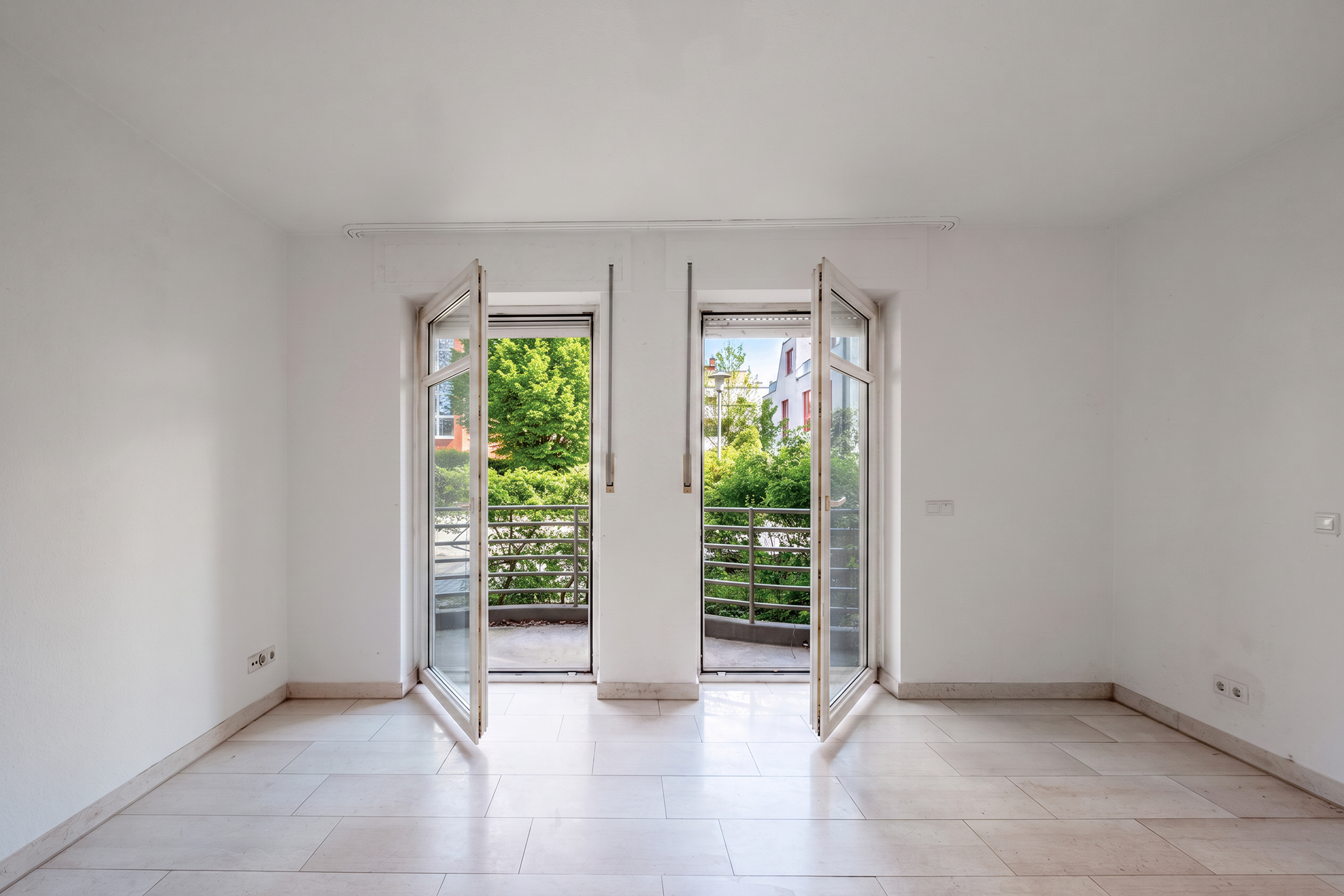 Charmante 2-Zimmer-Wohnung mit Loggia nahe dem Brosepark