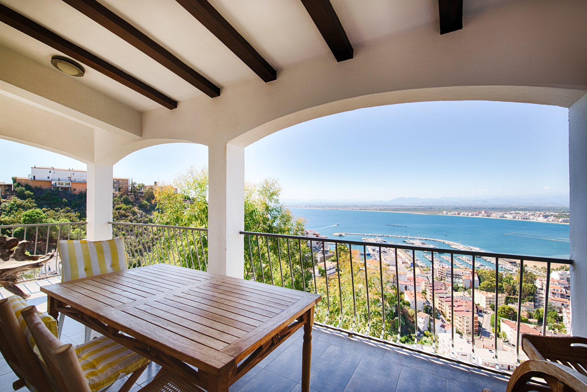 Bonica casa en Puig Rom, Roses  amb una vista fantàstica