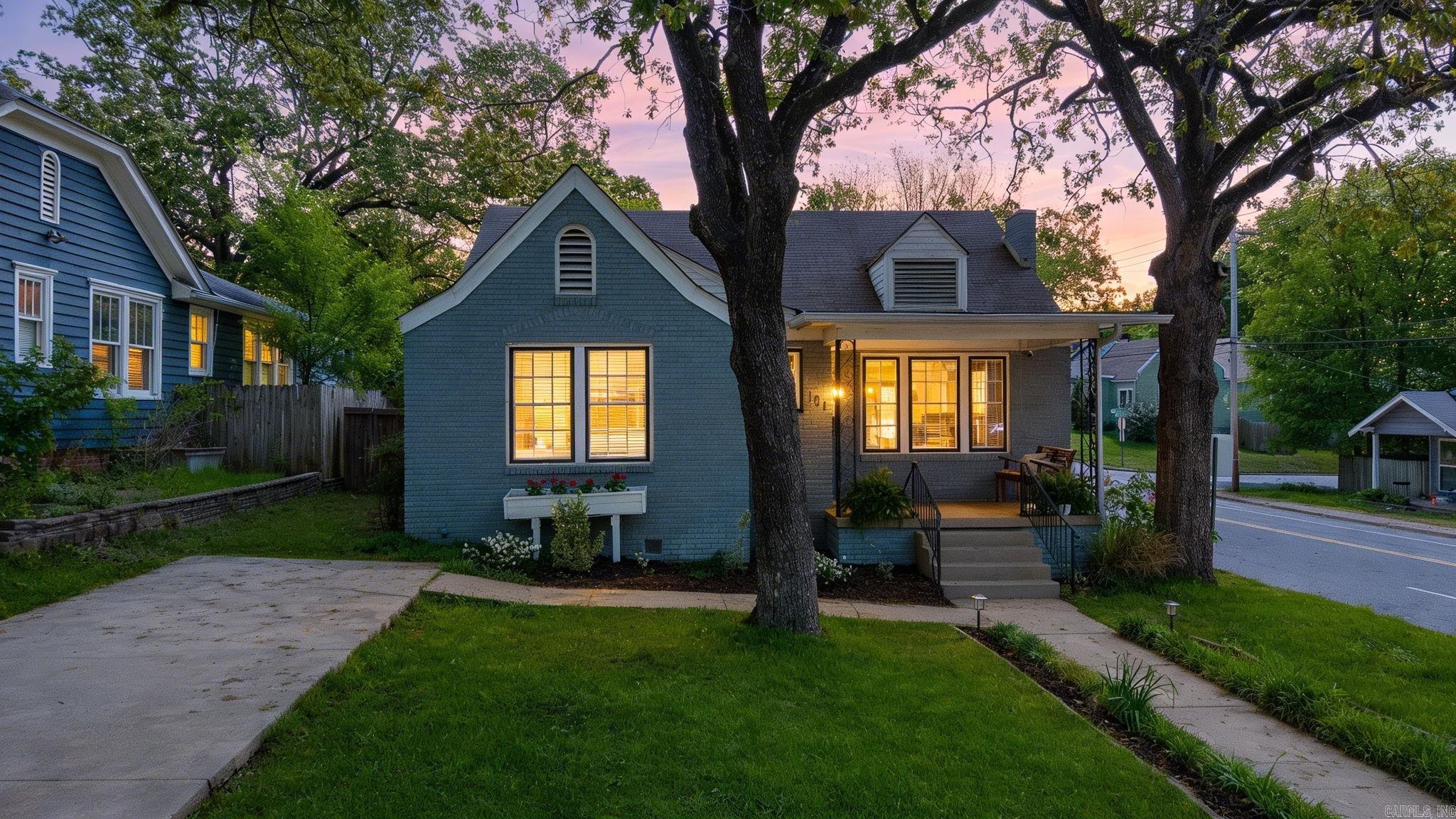 Charming Craftsman-Tudor Bungalow in Hillcrest