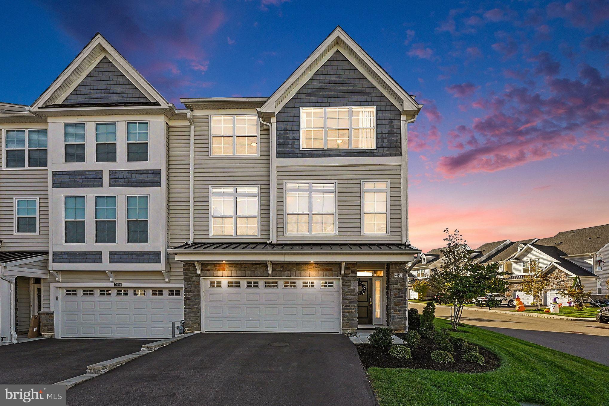 Discover Contemporary Elegance at the Oaks