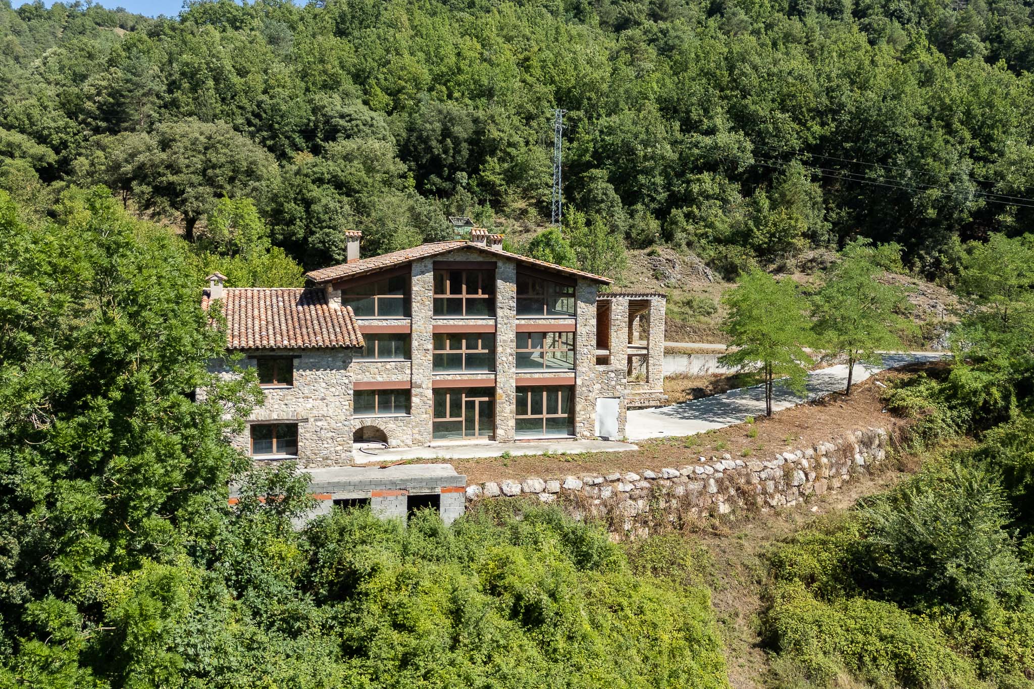 EXCLUSIVA MASÍA CATALANA EN EL VALLE DE BIANYA