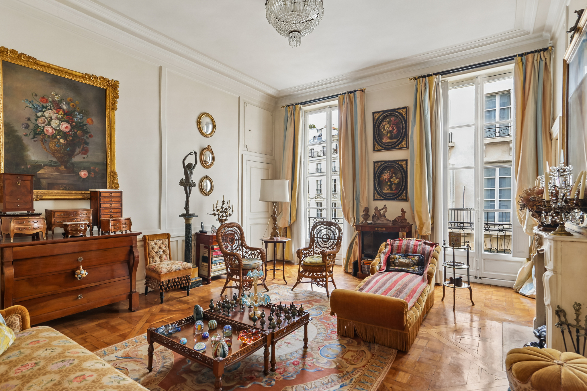 Place du Palais-Bourbon – Prestigious Parisian pied-à-terre