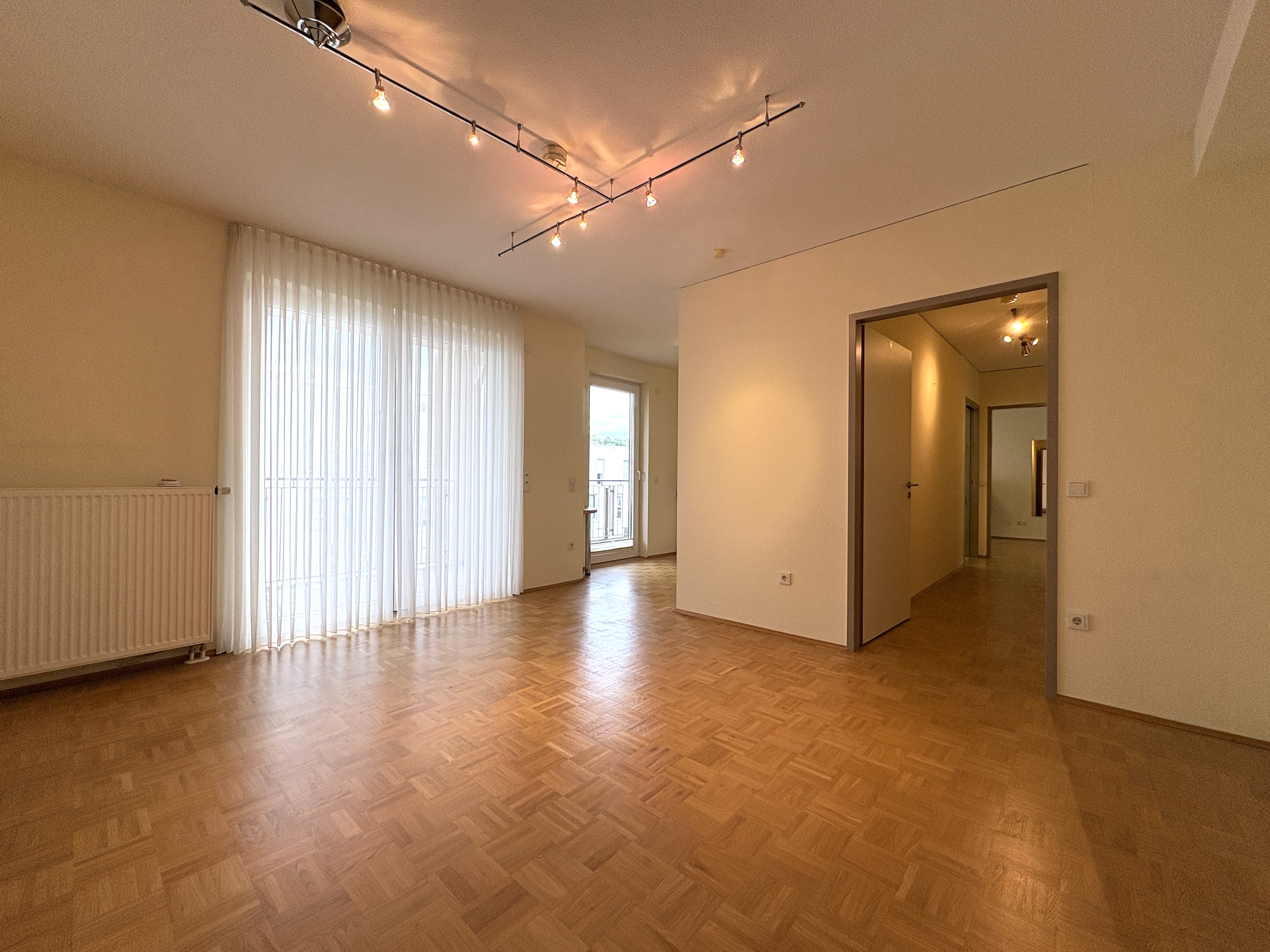 Barrierefreie 2-Zimmer-Wohnung mit Umlauf-Balkon