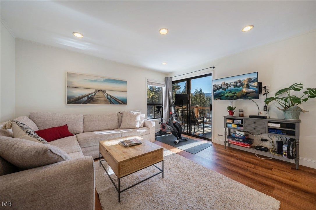 Versatile & Thoughtfully Remodeled Oasis on Quiet Cul-de-Sac