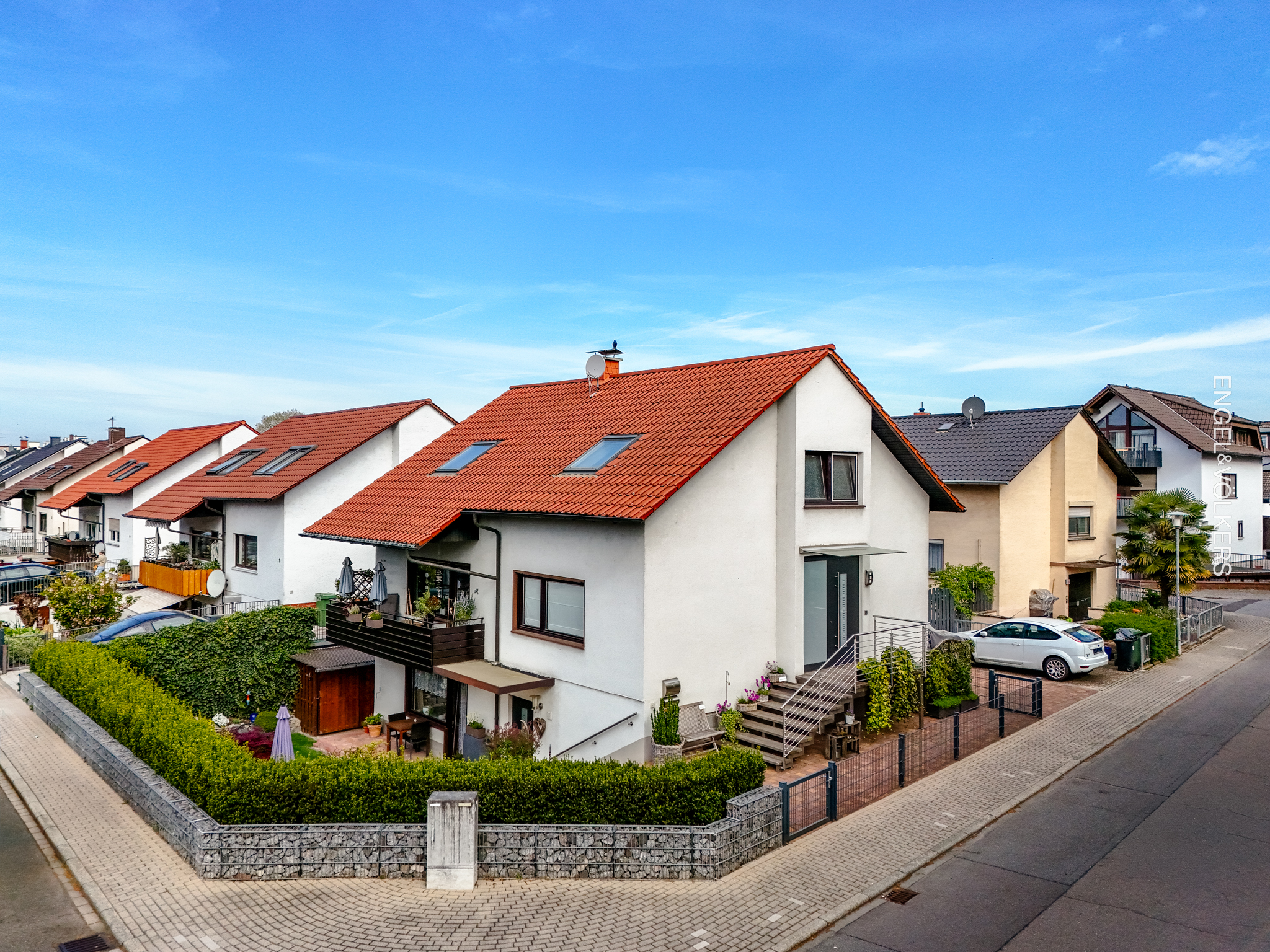 Erbpacht: Großzügiges Einfamilienhaus mit Einliegerwohnung in Hemsbach