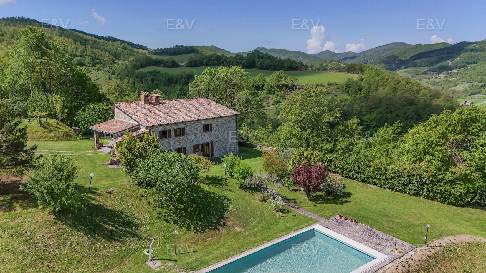 Traditional farmhouse in the hills of the Marche region