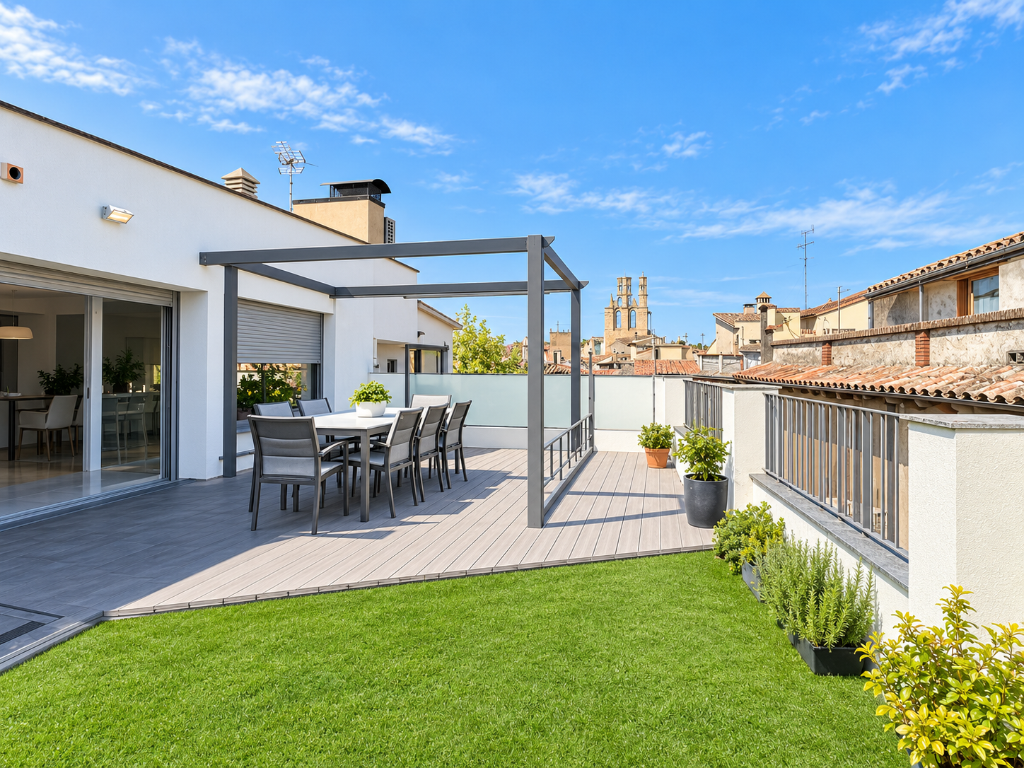 Exclusive townhouse with elevator in Banyoles’ Old Quarter [AI-modified]