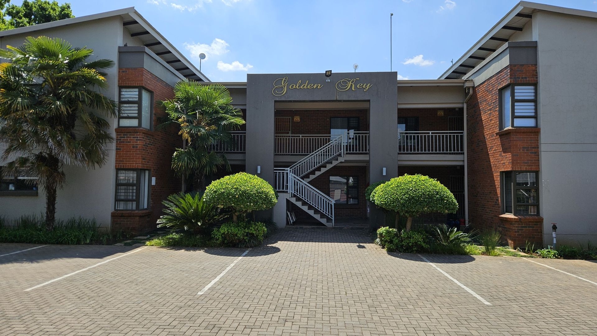 Immaculate Ground Floor Apartment in Pristine Complex