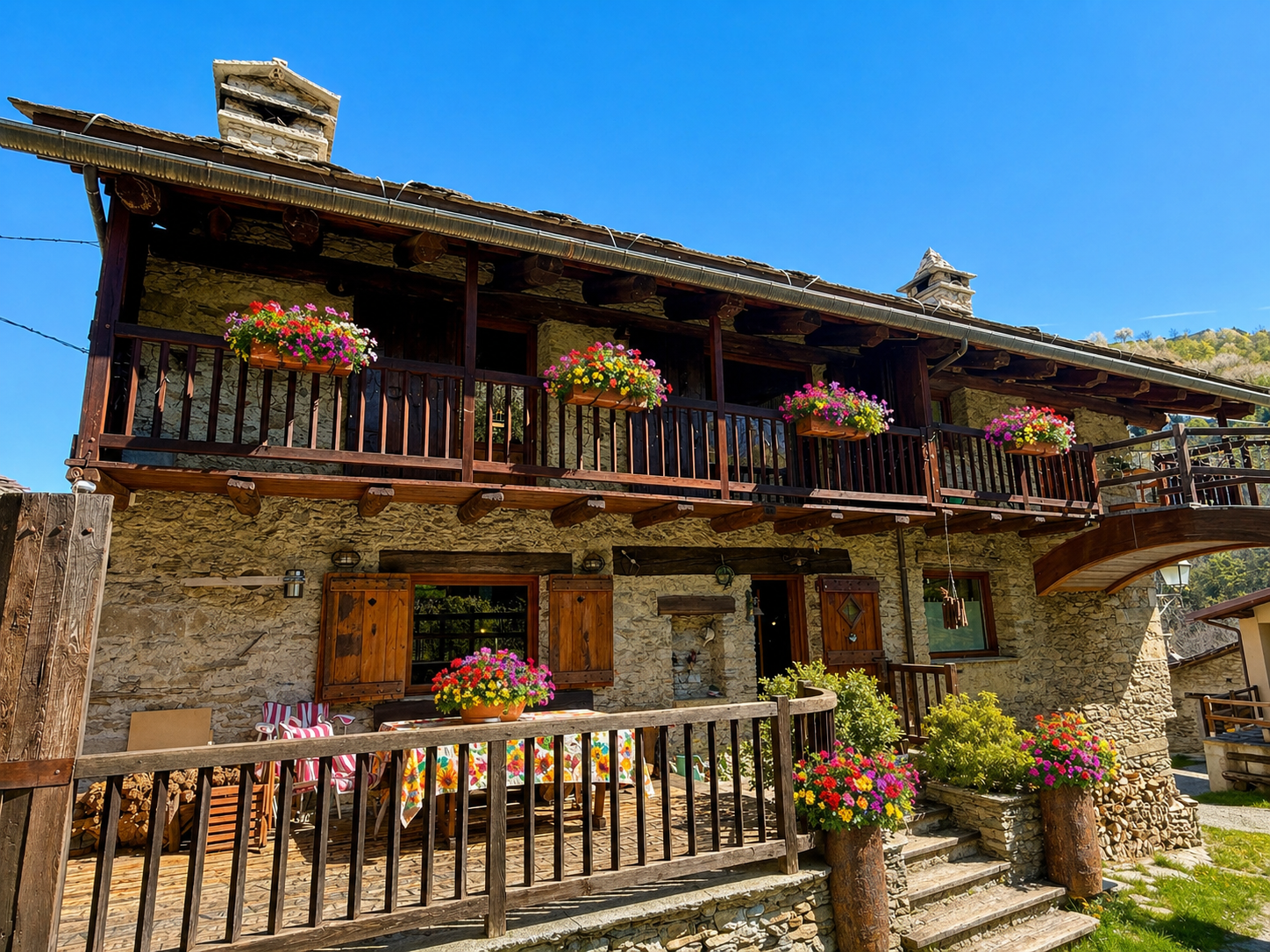 Perfect escape amid nature and comfort...your peaceful retreat between wood and stone