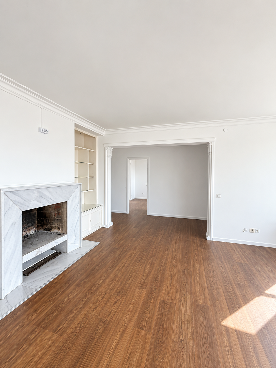 Spacious 5-room penthouse apartment with a unique living atmosphere and balcony