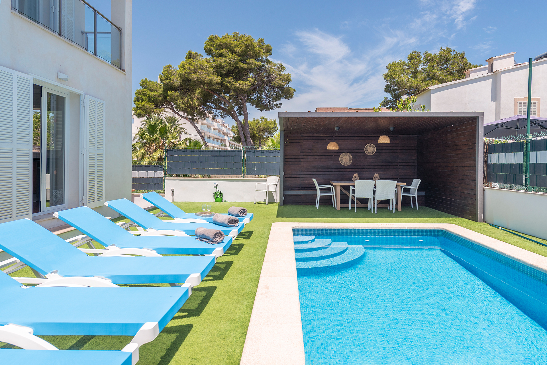 House with pool and vacation rental license in Playa de Muro