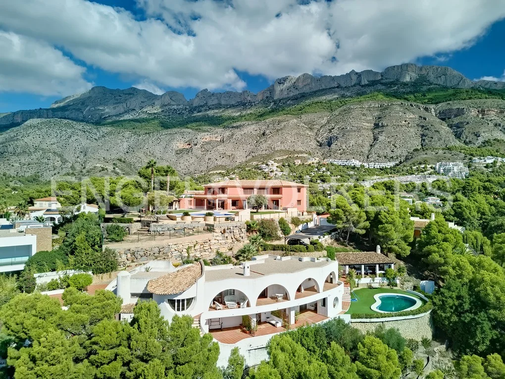 Ibizenkische Villa mit Meerblick in der Sierra Altea