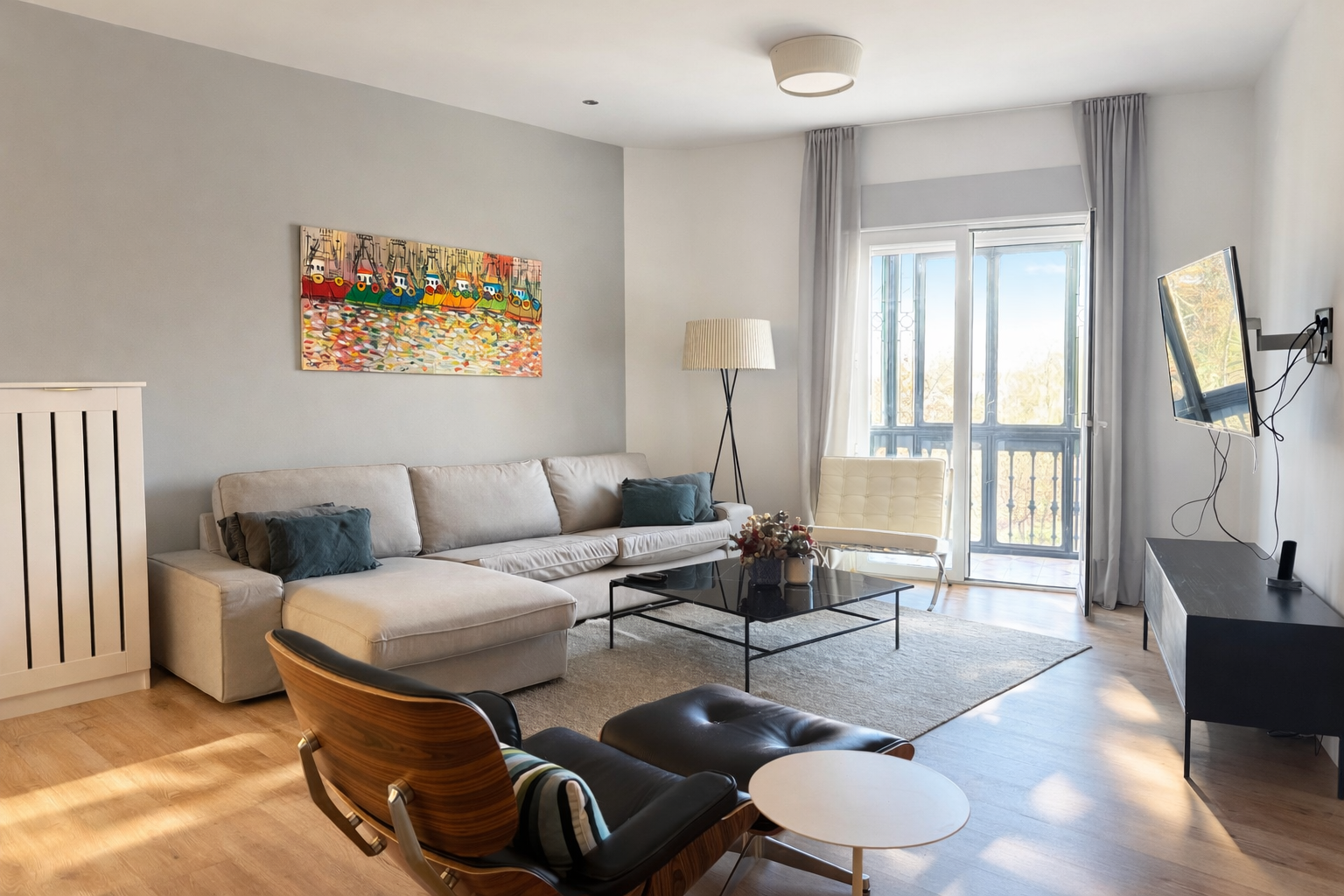 Perfect apartment in Melendez Pelayo Av., for short rent. With incredible views of the Retiro Park