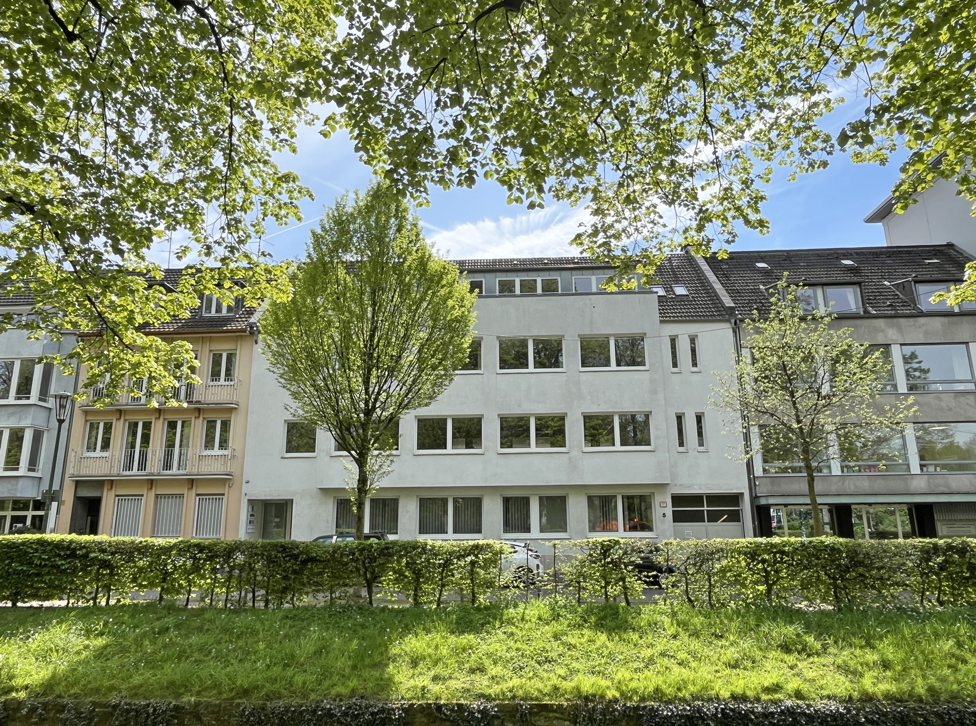 Bürofläche mit Blick auf den Hofgarten