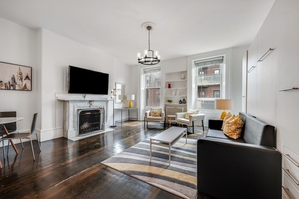 Back Bay Classic Charm. Unbeatable Location.