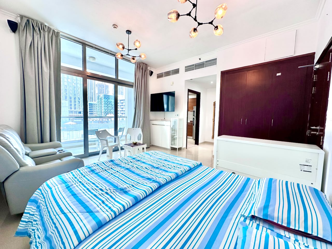 Closed-kitchen Studio | Fully Furnished