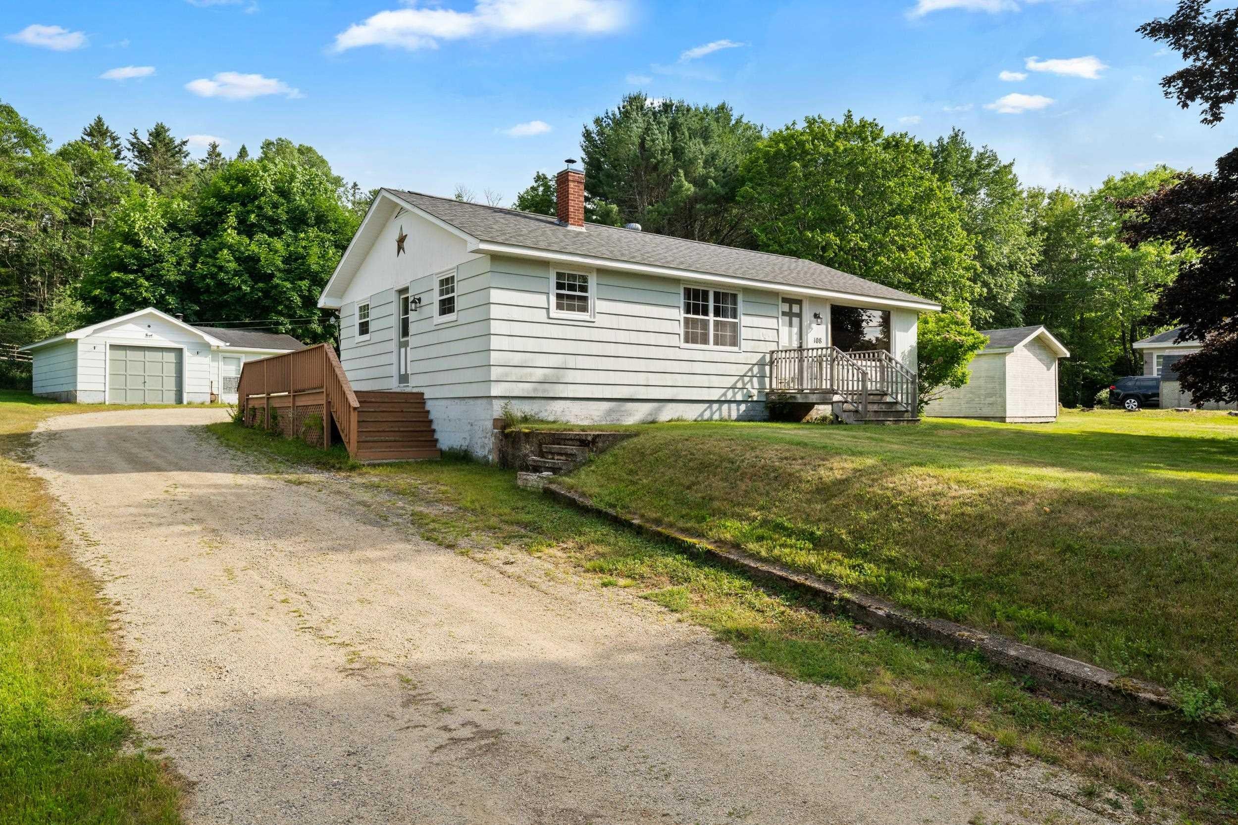 3 Bedroom, Solidly Built, Sunny and Bright Bungalow