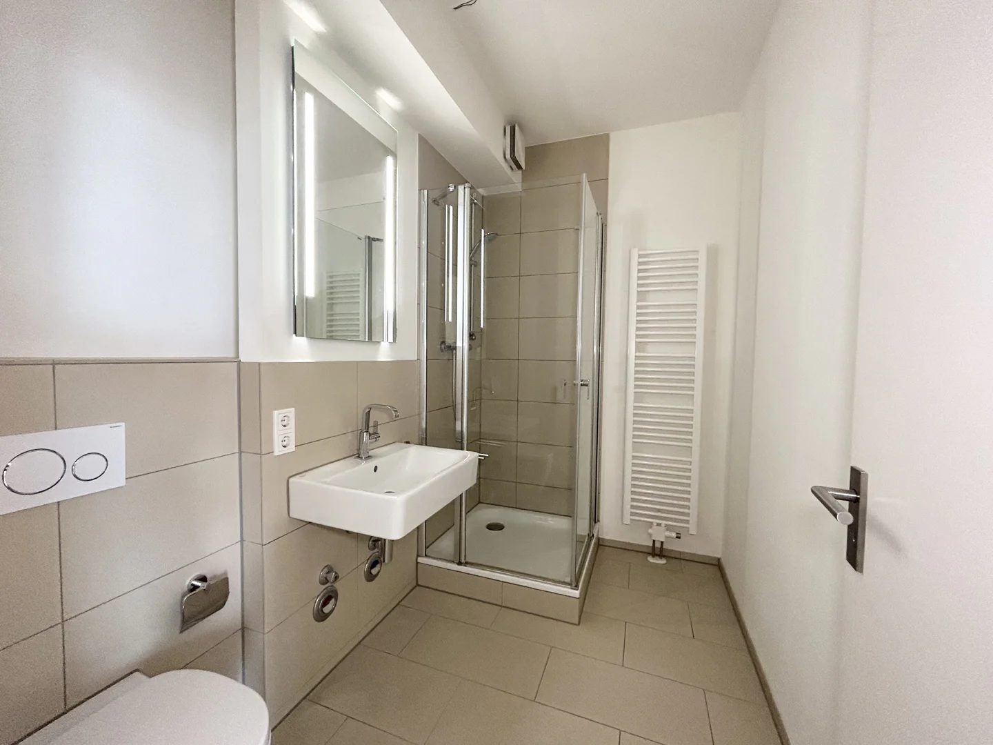 Zentrale 2-Zimmer Wohnung mit Balkon! - Photo 3