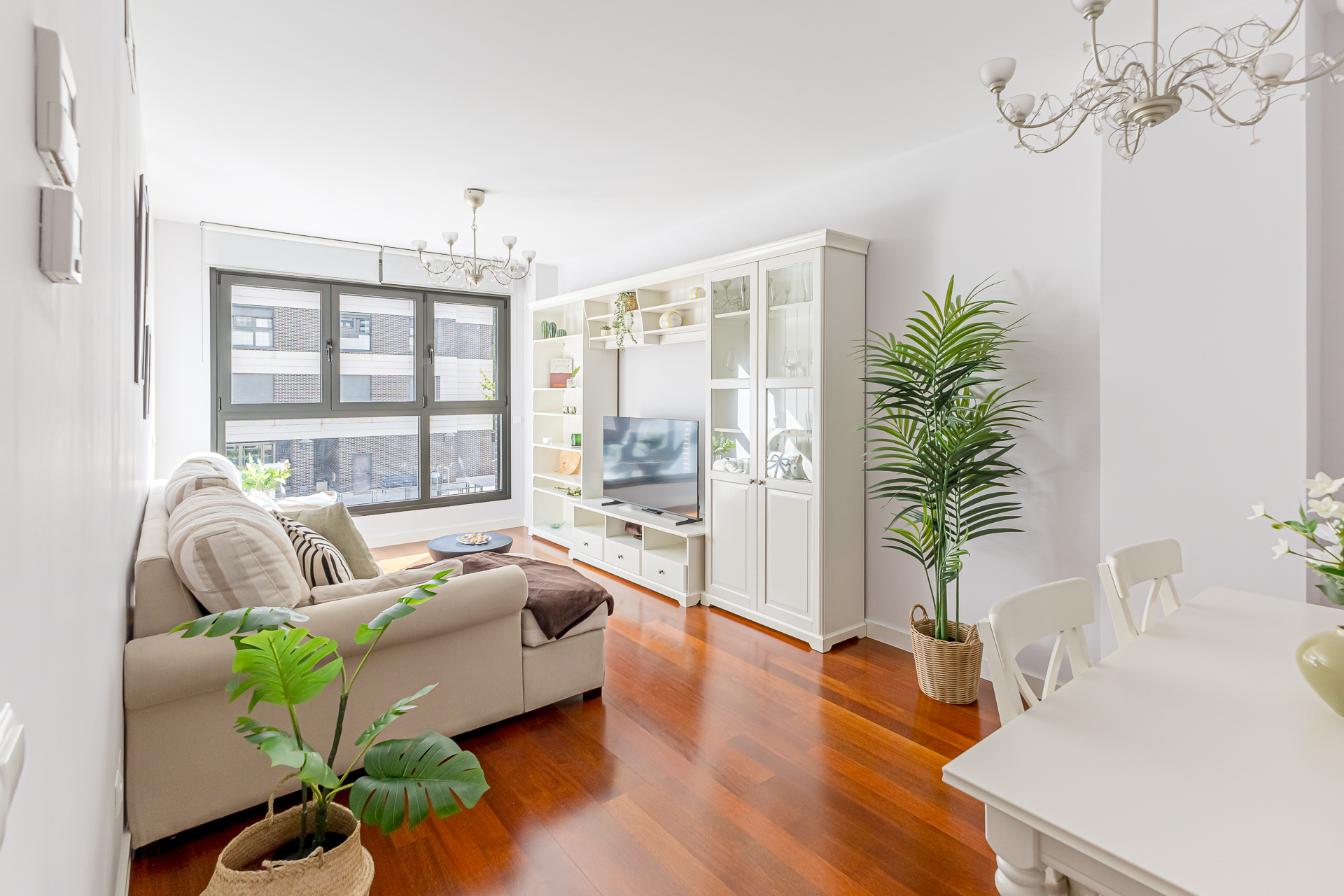 Spectacular exterior apartment with terrace in Retiro