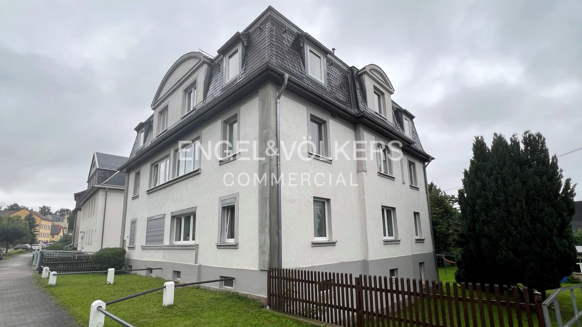 Gepflegtes Mehrfamilienhaus in ländlicher Lage
