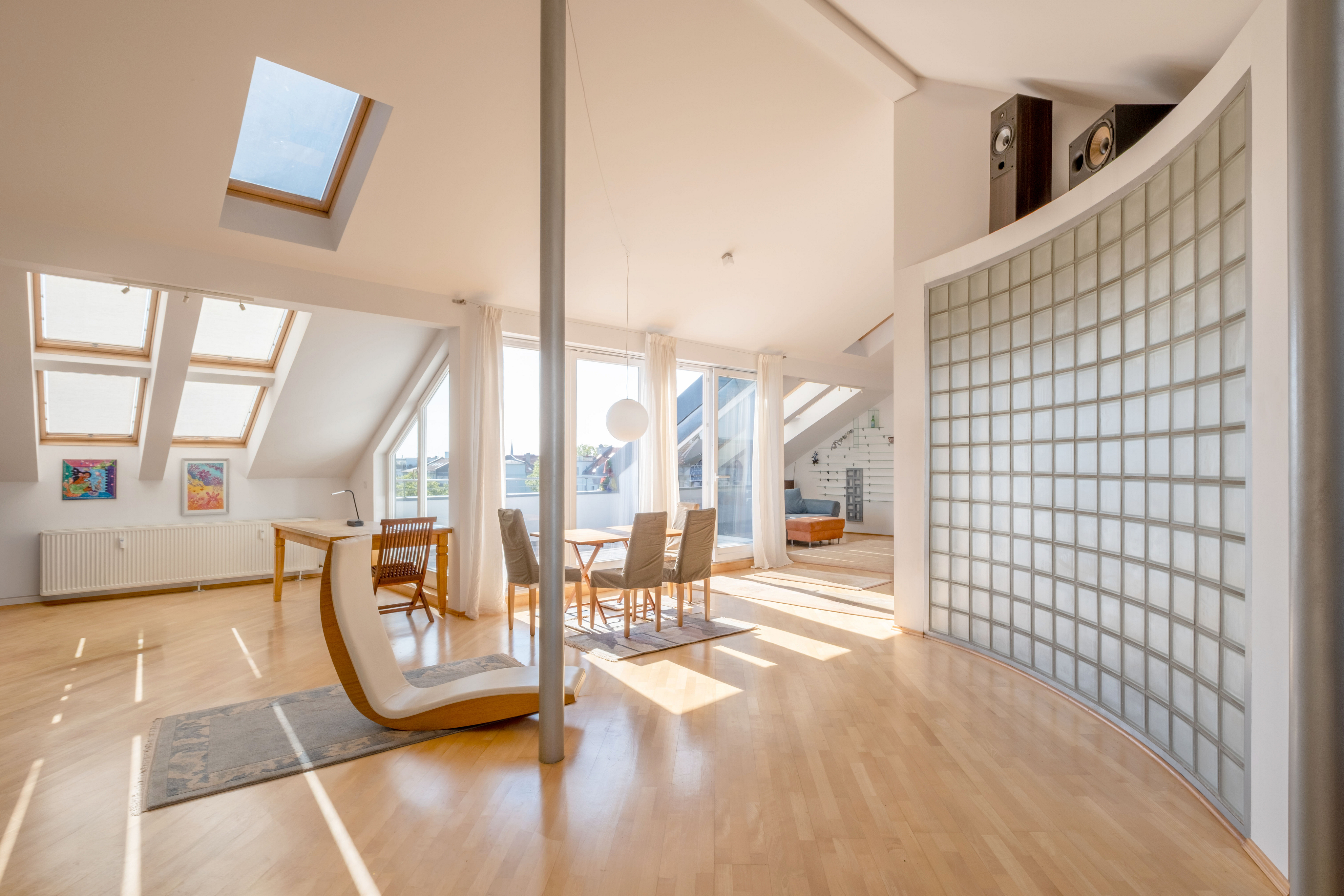 Penthouse apartment with panoramic views over Arkonaplatz to Teufelsberg