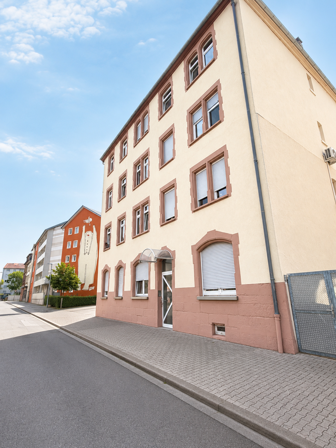 Charmante 3-Zimmer-Wohnung mit Westbalkon in Mannheim-Rheinau [AI-modified]