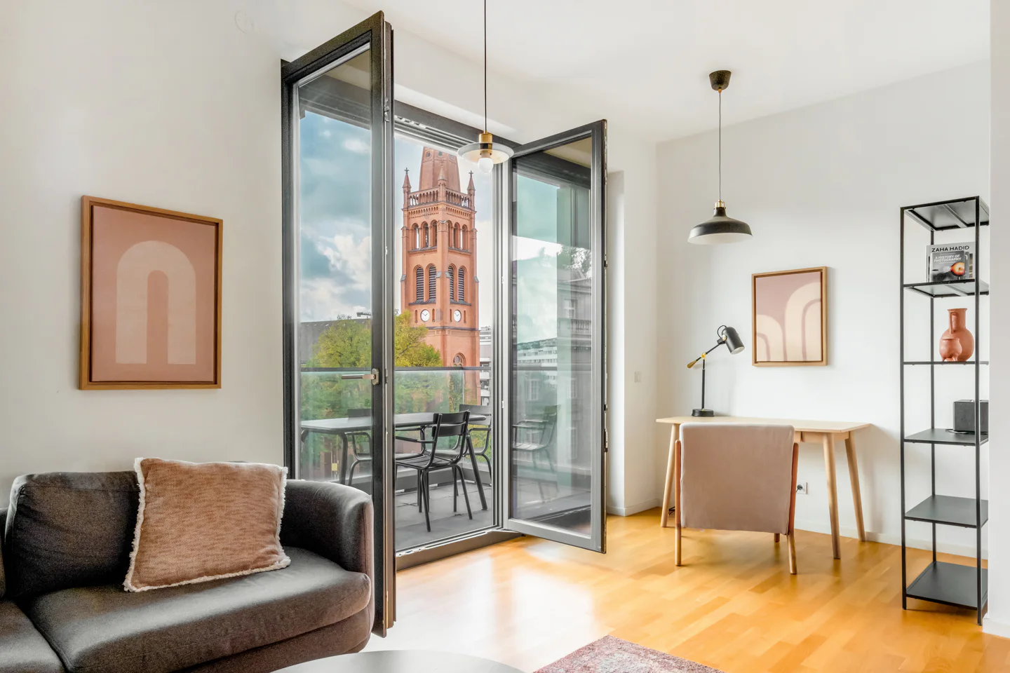 Neubauwohnung mit bodentiefen Fenstern und Balkon zwischen Schöneberg und Tiergarten - Foto 1