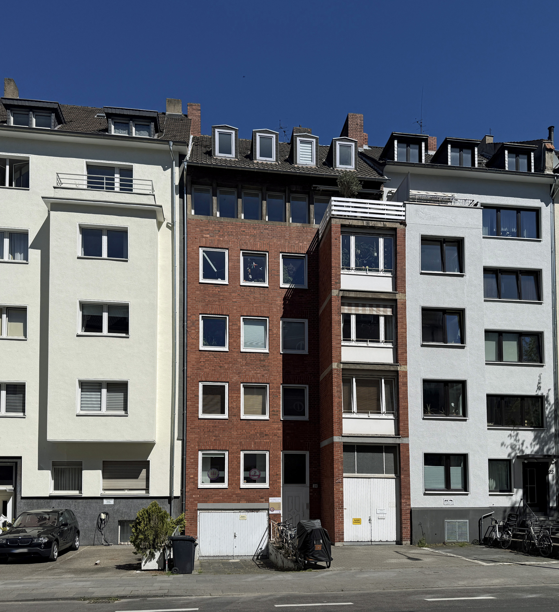 Wohn- und Geschäftshaus im Komponistenviertel