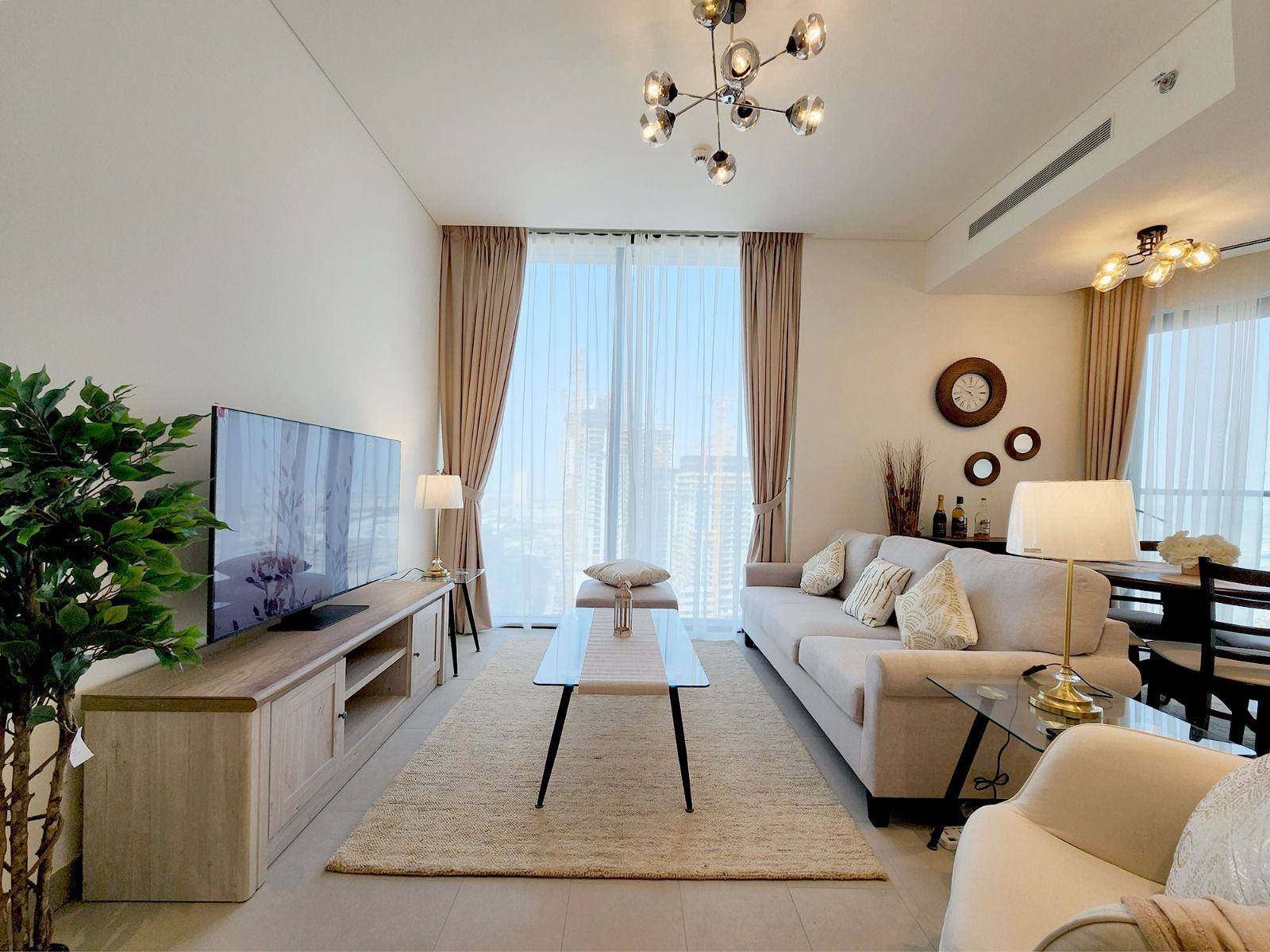 Luxury Living | Modern | Spacious | Vacant