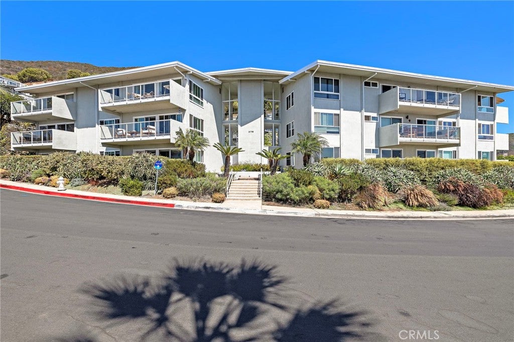 Rare Opportunity to Own A Remodeled Laguna Beach Condo