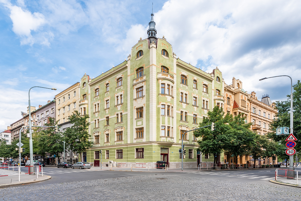 A restaurant is nearing completion near Jiřího z Poděbrad